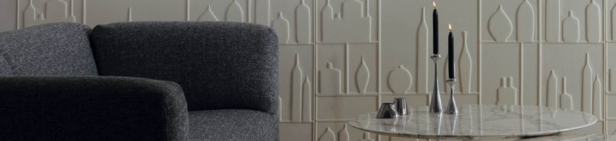Decorating with wallpaper with texture
